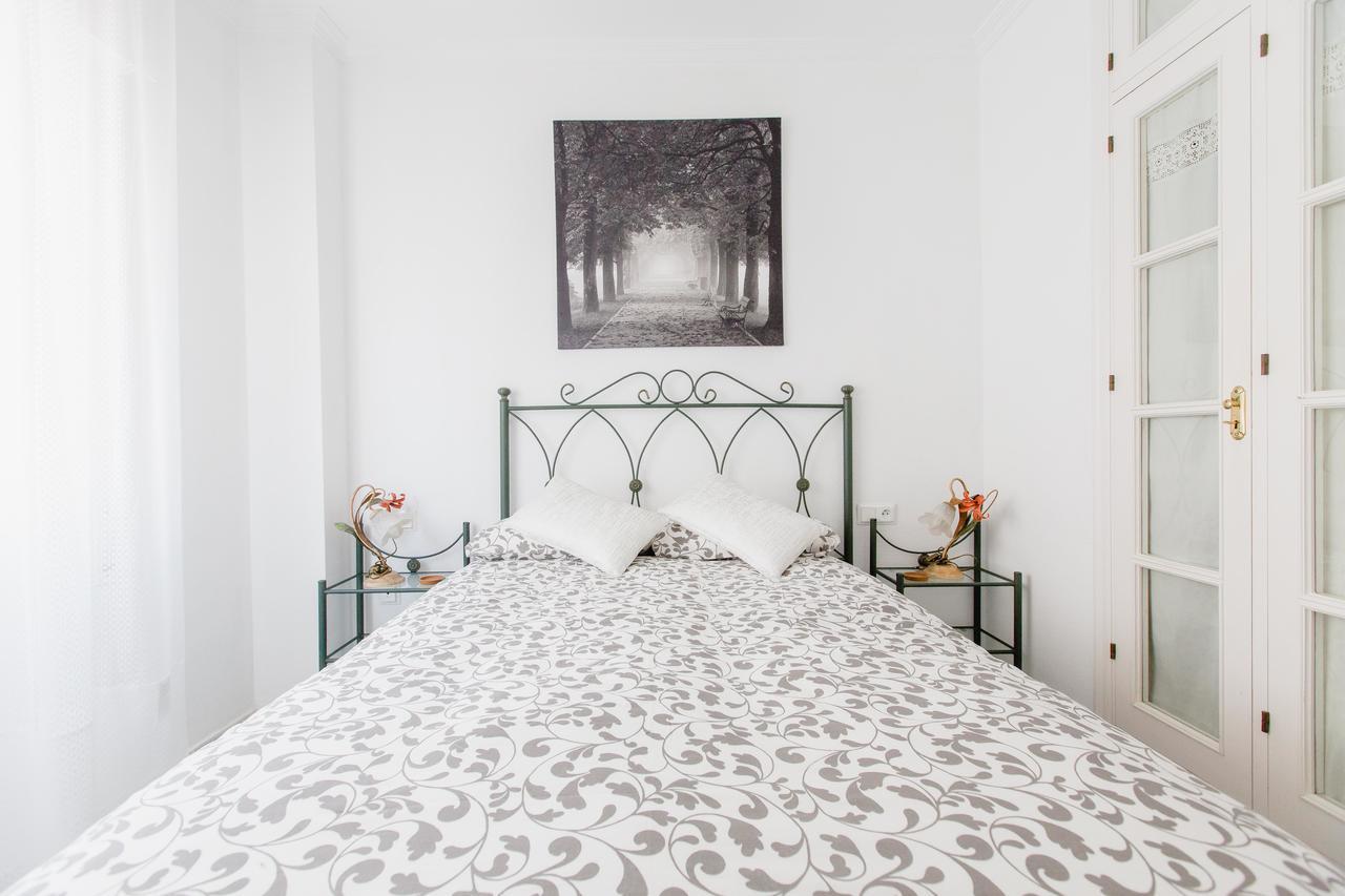 Apartamentos Las Huertas Cádiz Eksteriør billede